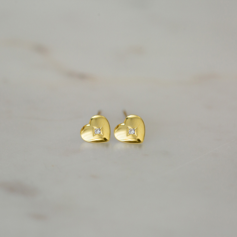 Sophie Sweetheart Stud Earrings - Gold