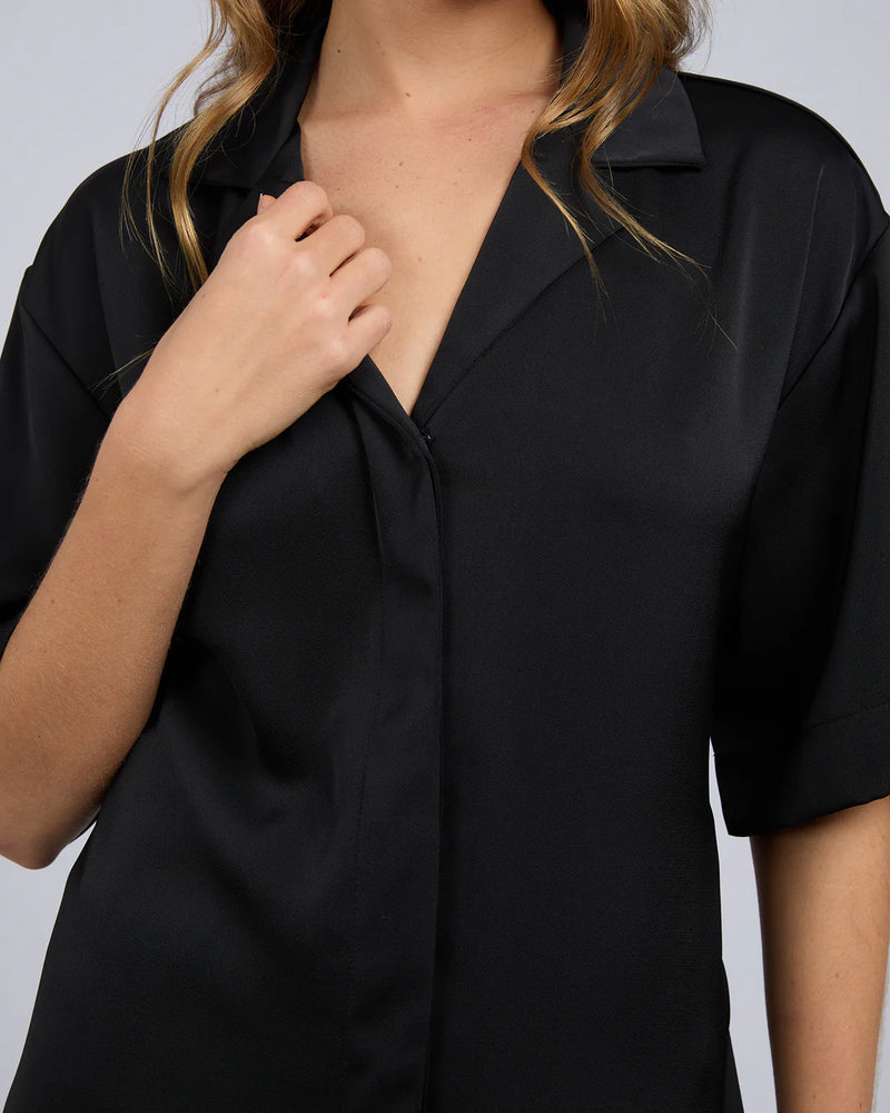 Silent Theory Raya Shirt - Black