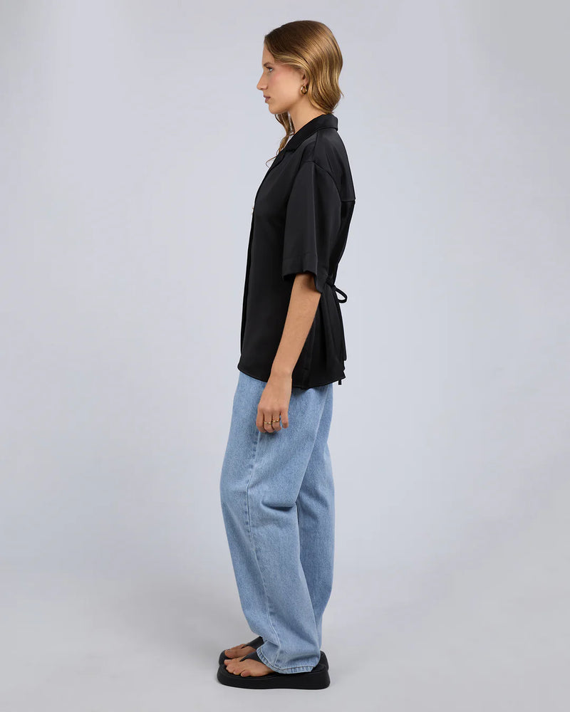 Silent Theory Raya Shirt - Black