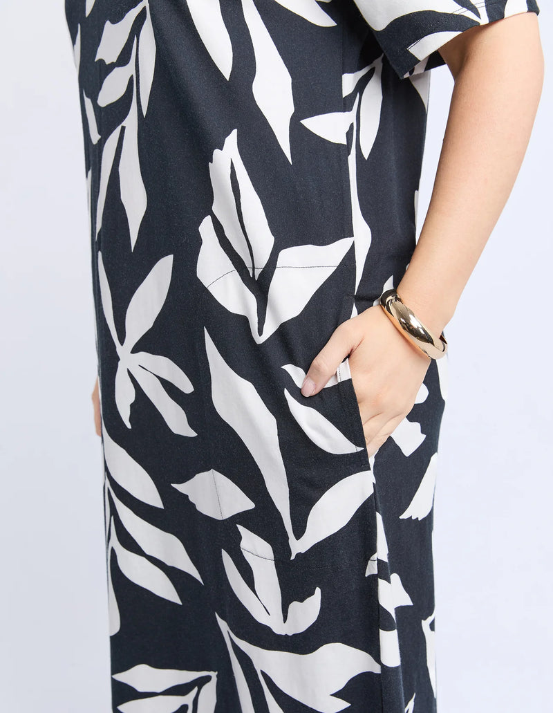 Elm Mimosa Tee Dress - Black Yardage Print