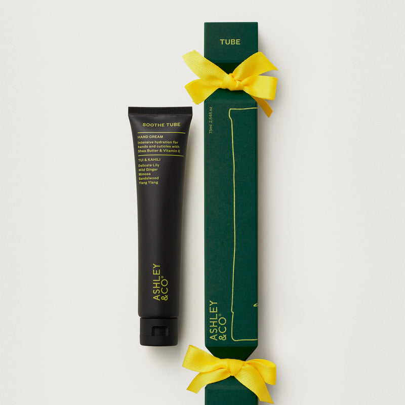 Ashley & Co Soothe Tube Christmas Cracker - Tui & Kahili