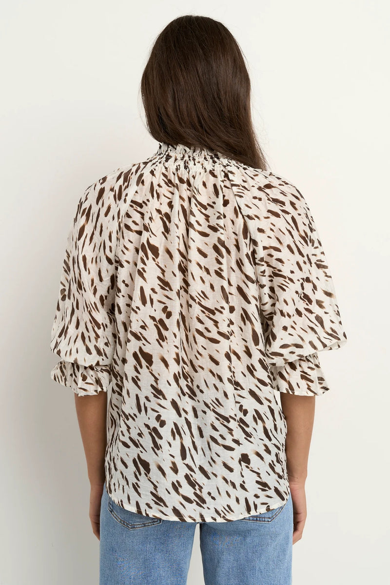Ivy + Jack Certainty White Chocolate Animal Shirred SS Top