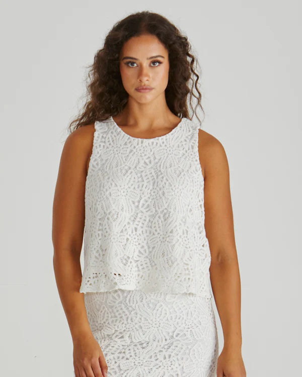 Sass Kai Crochet Knit Top - White