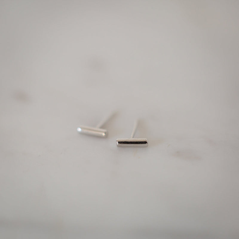 Sophie Mini Bar Stud Earrings - Silver