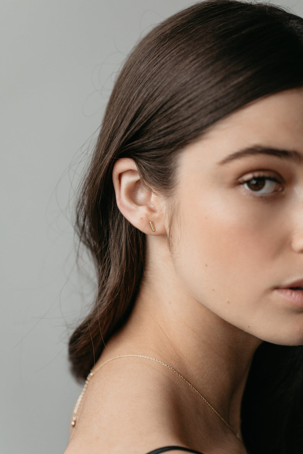 Sophie Mini Bar Stud Earrings - Silver