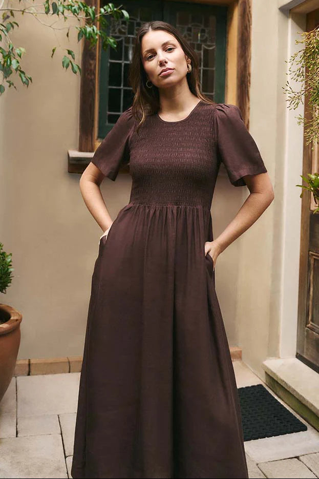 RE: Union Label Wren Chocolate Linen Blend SS Shirred Bodice Midi Dress - Chocolate