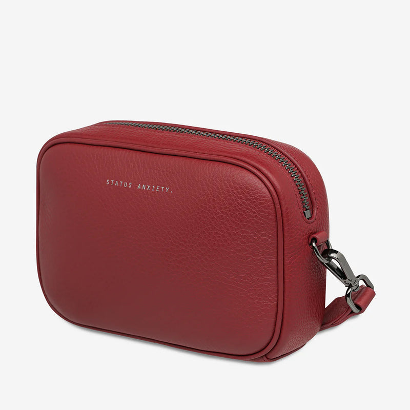 Status Anxiety Plunder With Webbed Strap - Rouge